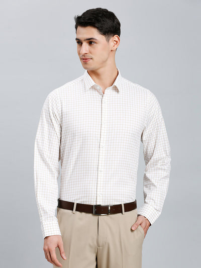 White & Beige / 39