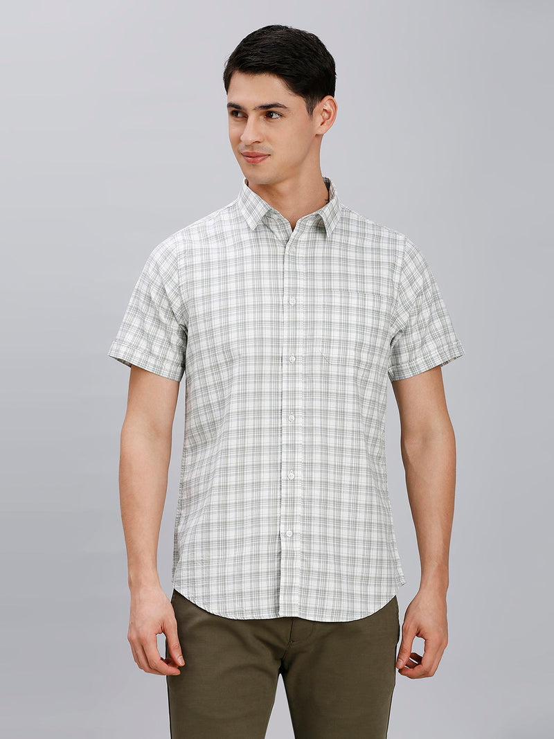 Moss & White Checks 100% Cotton Slim Fit Casual Half Sleeve Shirt