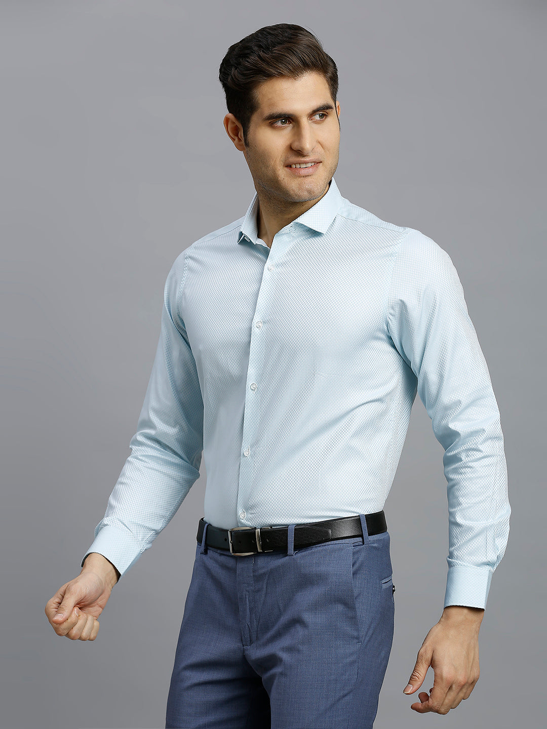 Light Blue Solid 100% Cotton Slim Fit Formal Full Sleeve Shirt