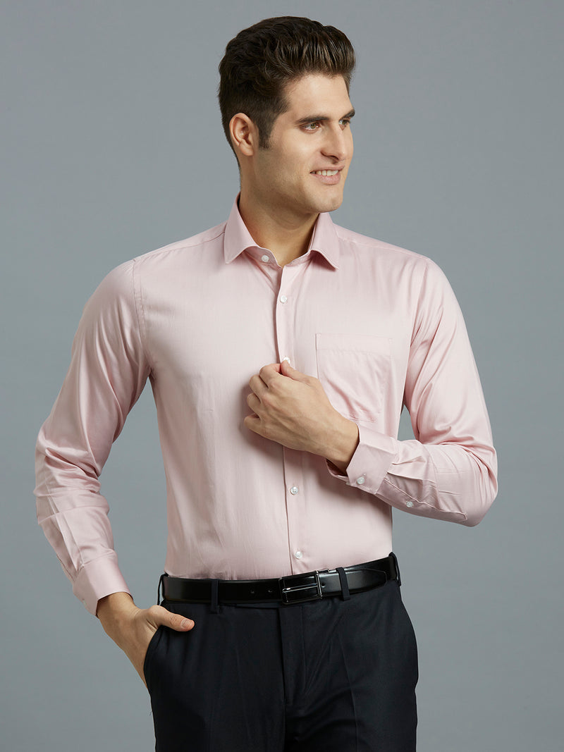 Light Pink Solid Gizacotton Regular Fit Formal Full Sleeve Shirt