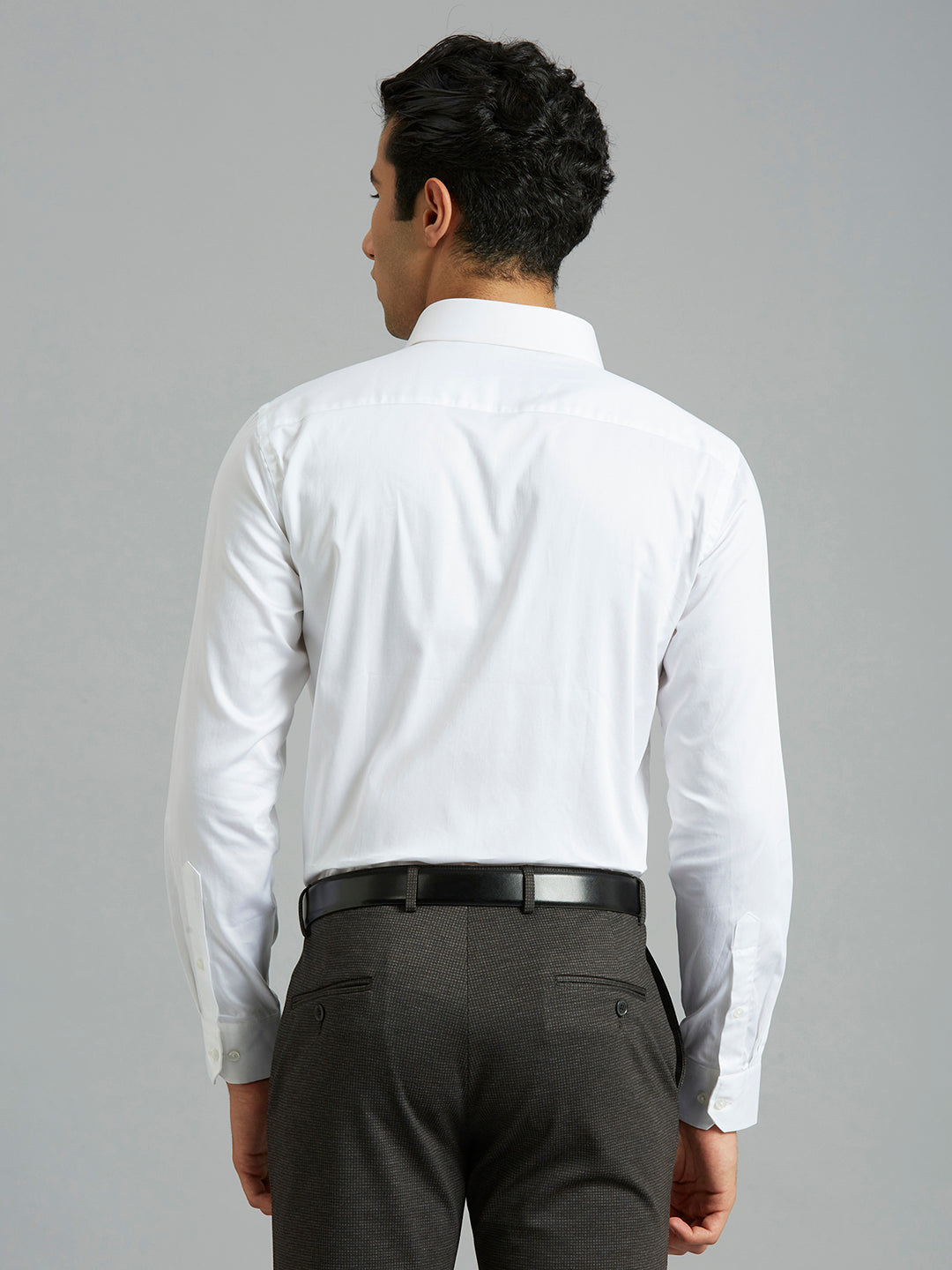White Solid Gizacotton Regular Fit Formal Full Sleeve Shirt