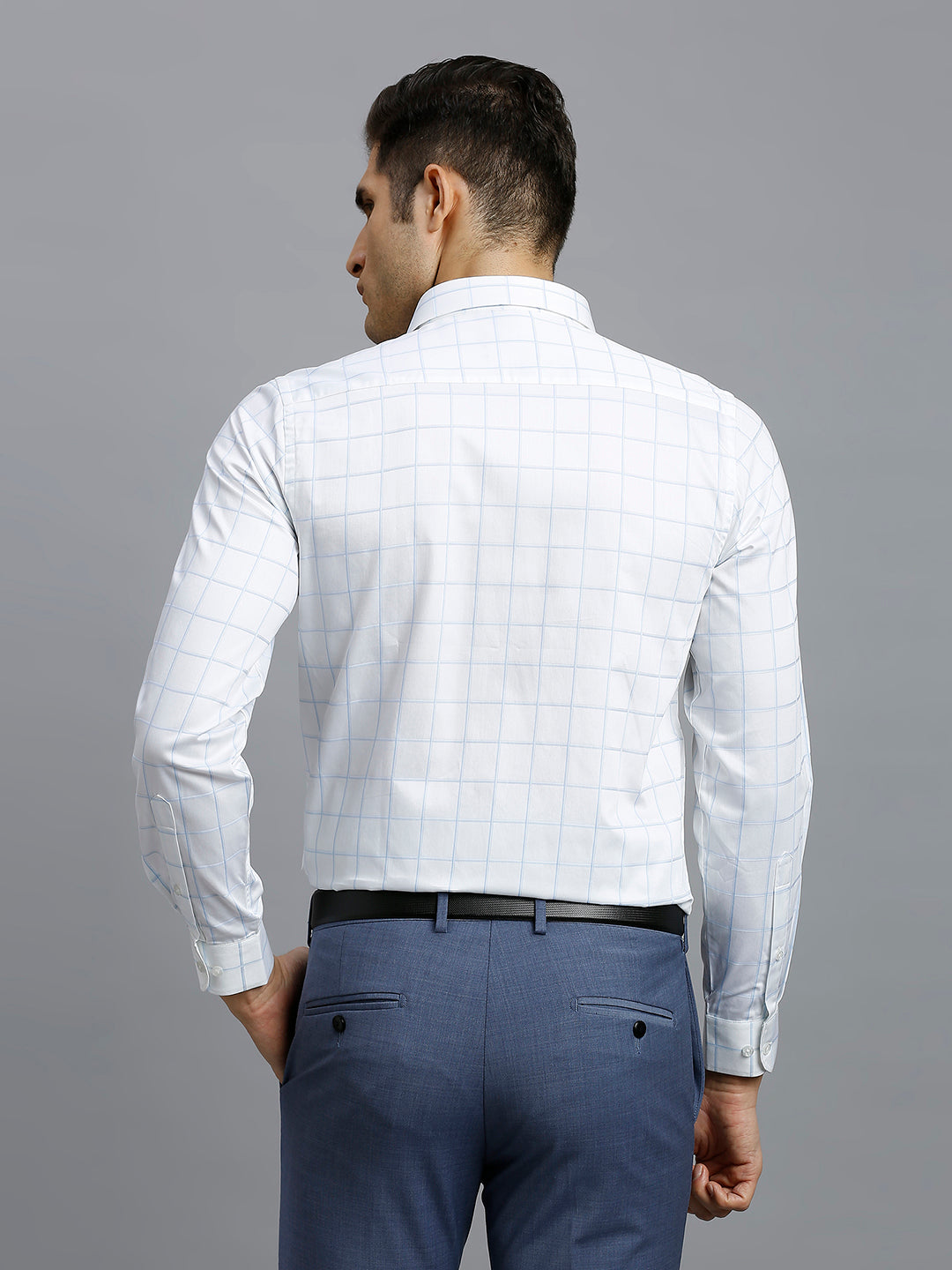Polished White & Light Blue Checks 100% Cotton Slim Fit Formal Full Sleeve Shirt