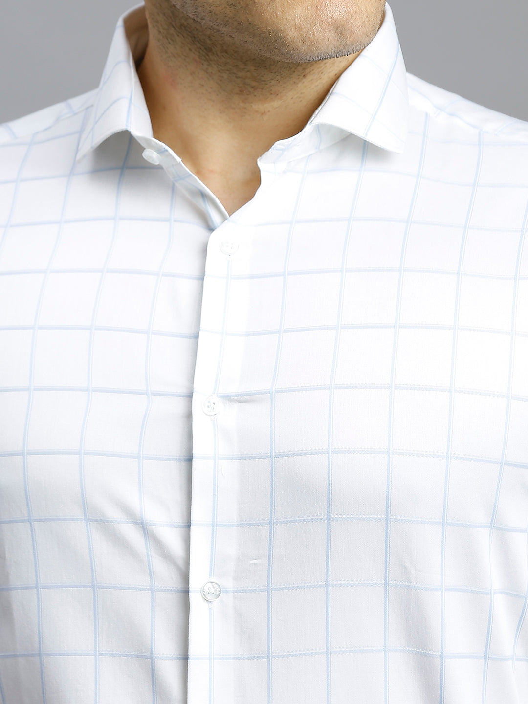 Polished White & Light Blue Checks 100% Cotton Slim Fit Formal Full Sleeve Shirt