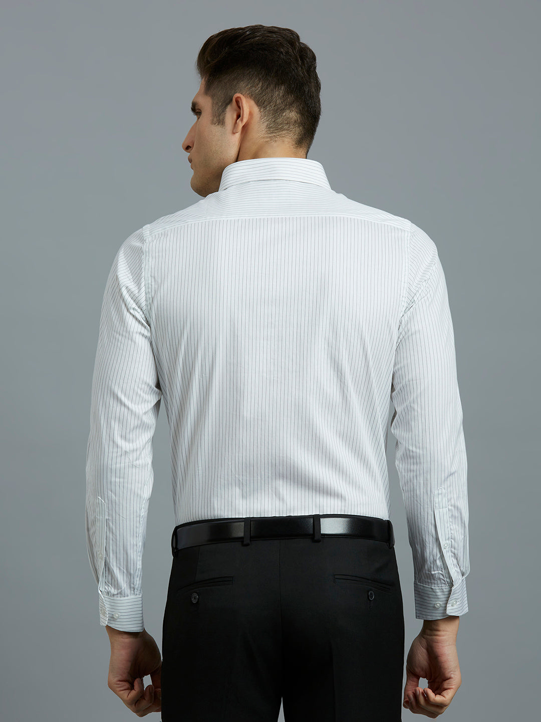 White & Black Stripe 100% Cotton Slim Fit Formal Full Sleeve Shirt