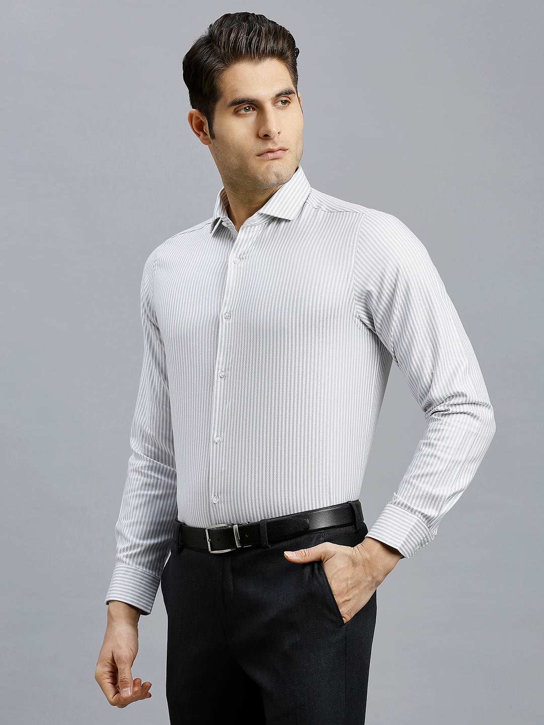 White & Light Violet Dobby Stripe 100% Cotton Slim Fit Formal Full Sleeve Shirt