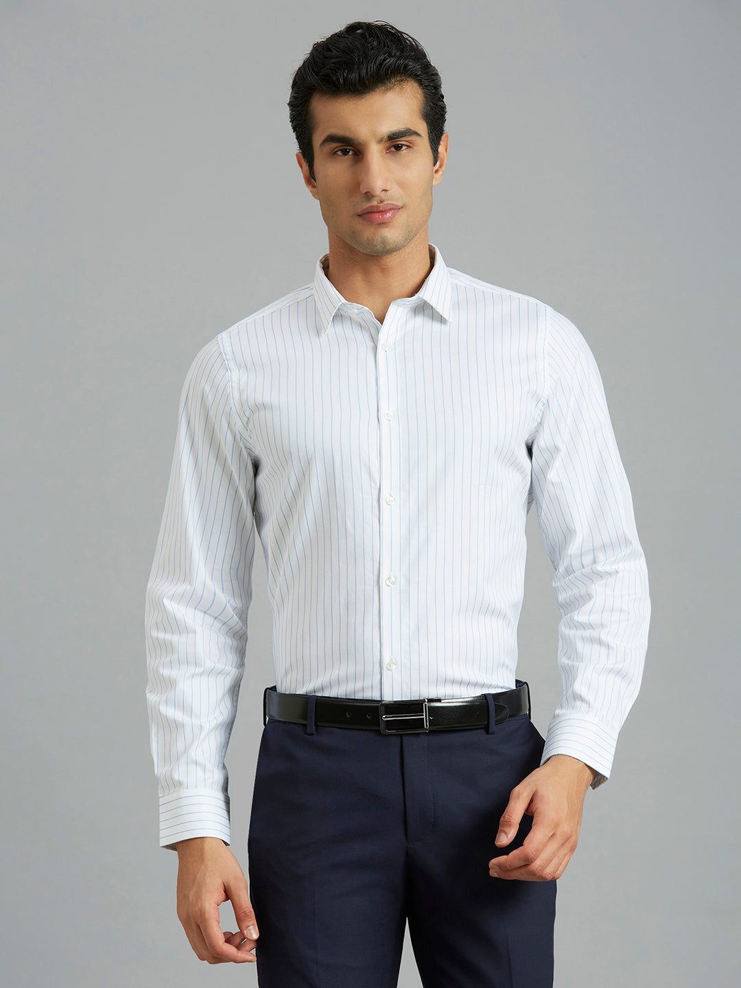 White & Light Blue Stripe 100% Cotton Slim Fit Formal Full Sleeve Shirt