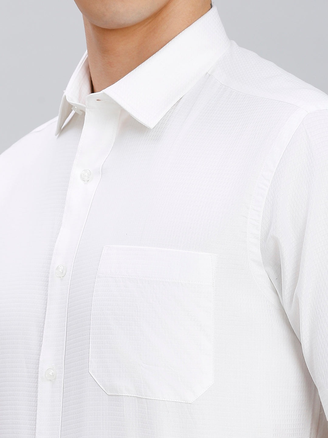 White Solid 100% Cotton Regular Fit Formal Half Sleeve Shirt