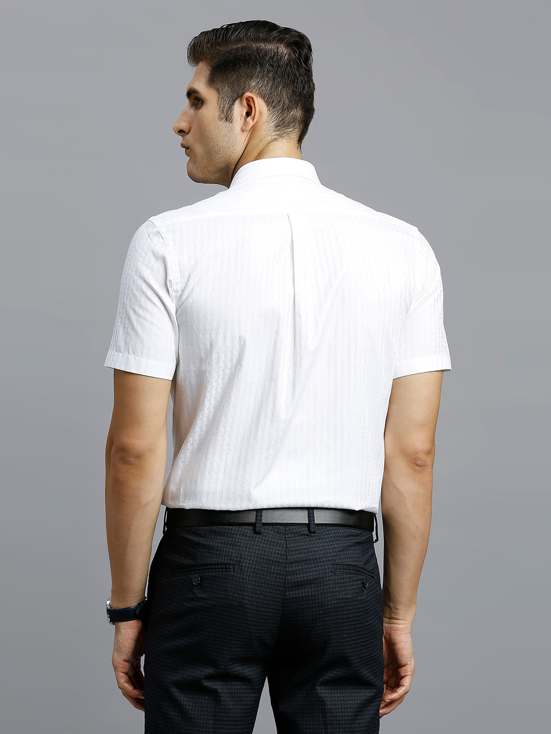 White Solid 100% Cotton Regular Fit Formal Half Sleeve Shirt