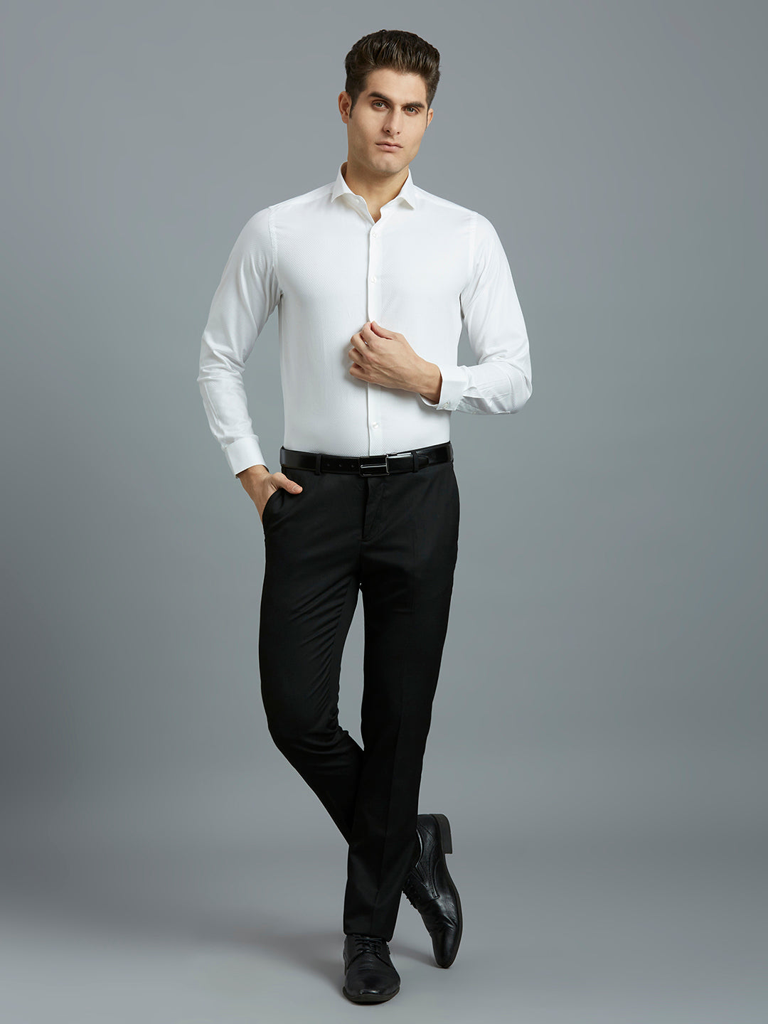 White Dobby Solid 100% Cotton Regular Fit Formal Full Sleeve Shirt