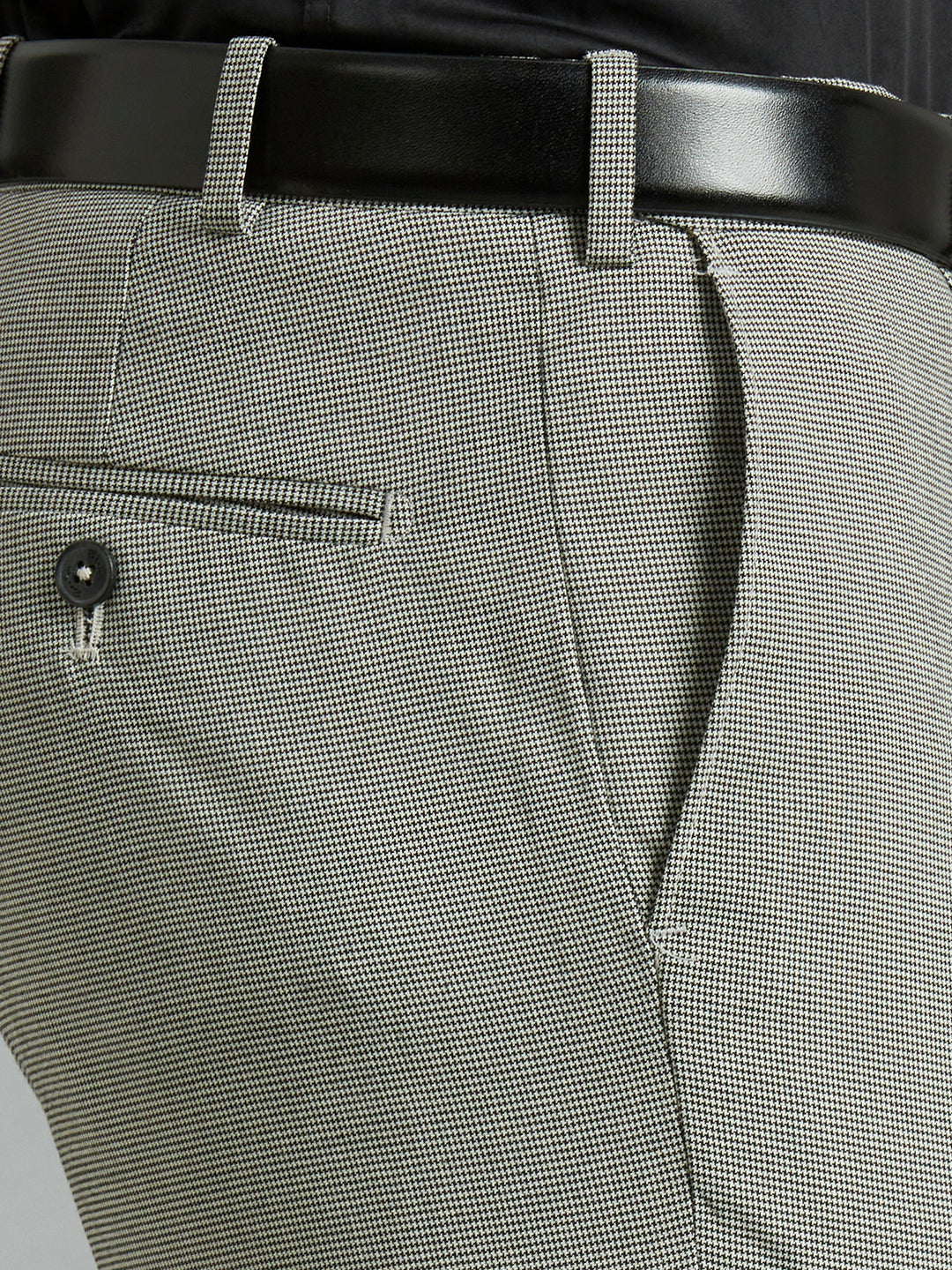 Black Checks Poly Viscose Elastane Auto Fit Formal Cross Pocket Trouser