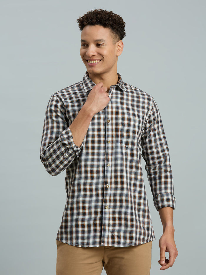 Men's Pure Cotton Checks Slim Fit Full Sleeve Casual Shirt - White & Blue