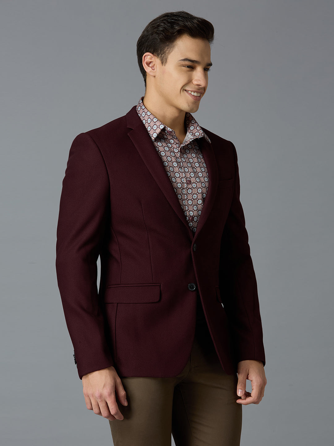 Maroon Dobby Y/D Poly Viscose Elastane Tailor Fit Formal Full Sleeve Blazers