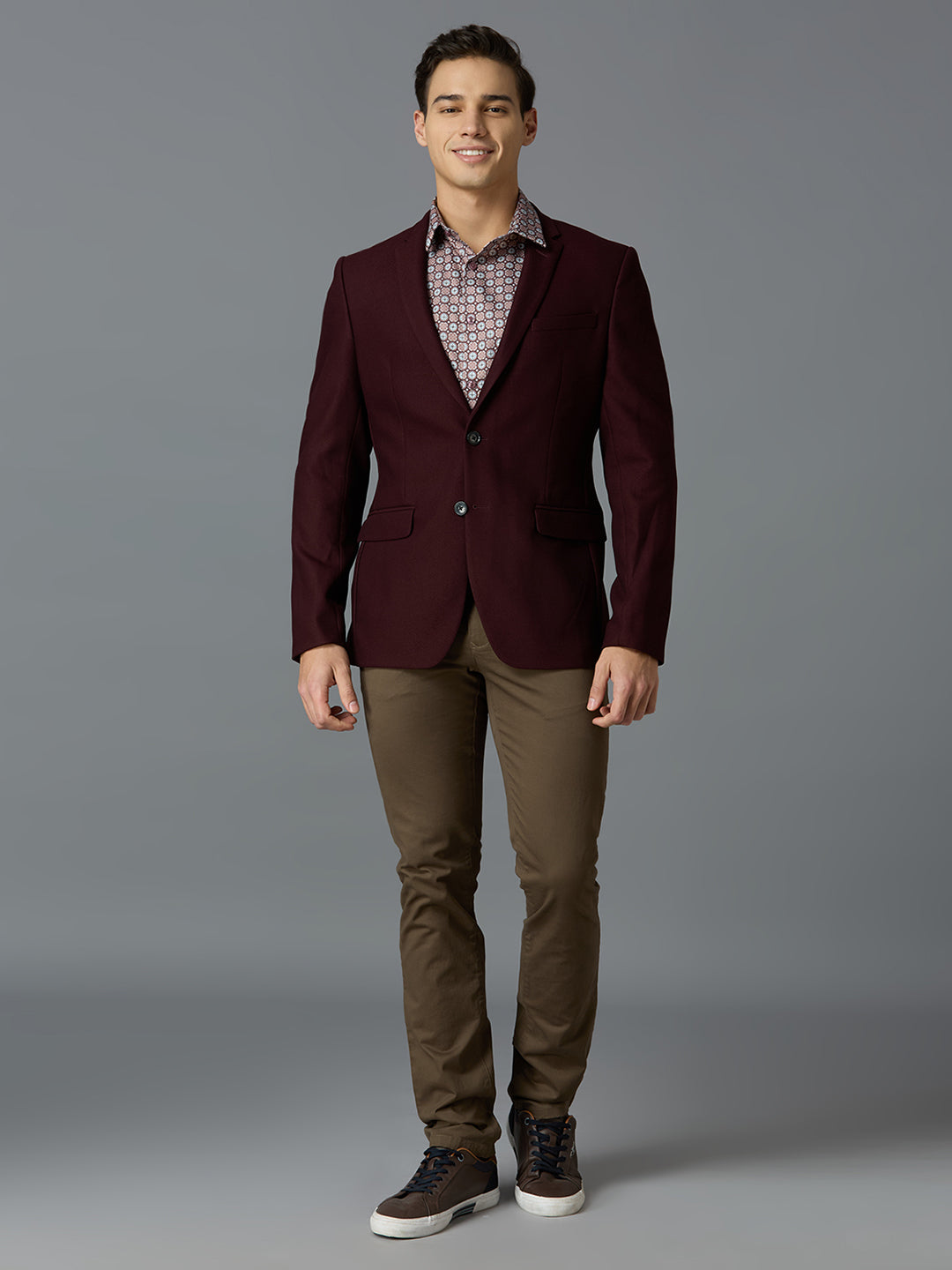 Maroon Dobby Y/D Poly Viscose Elastane Tailor Fit Formal Full Sleeve Blazers