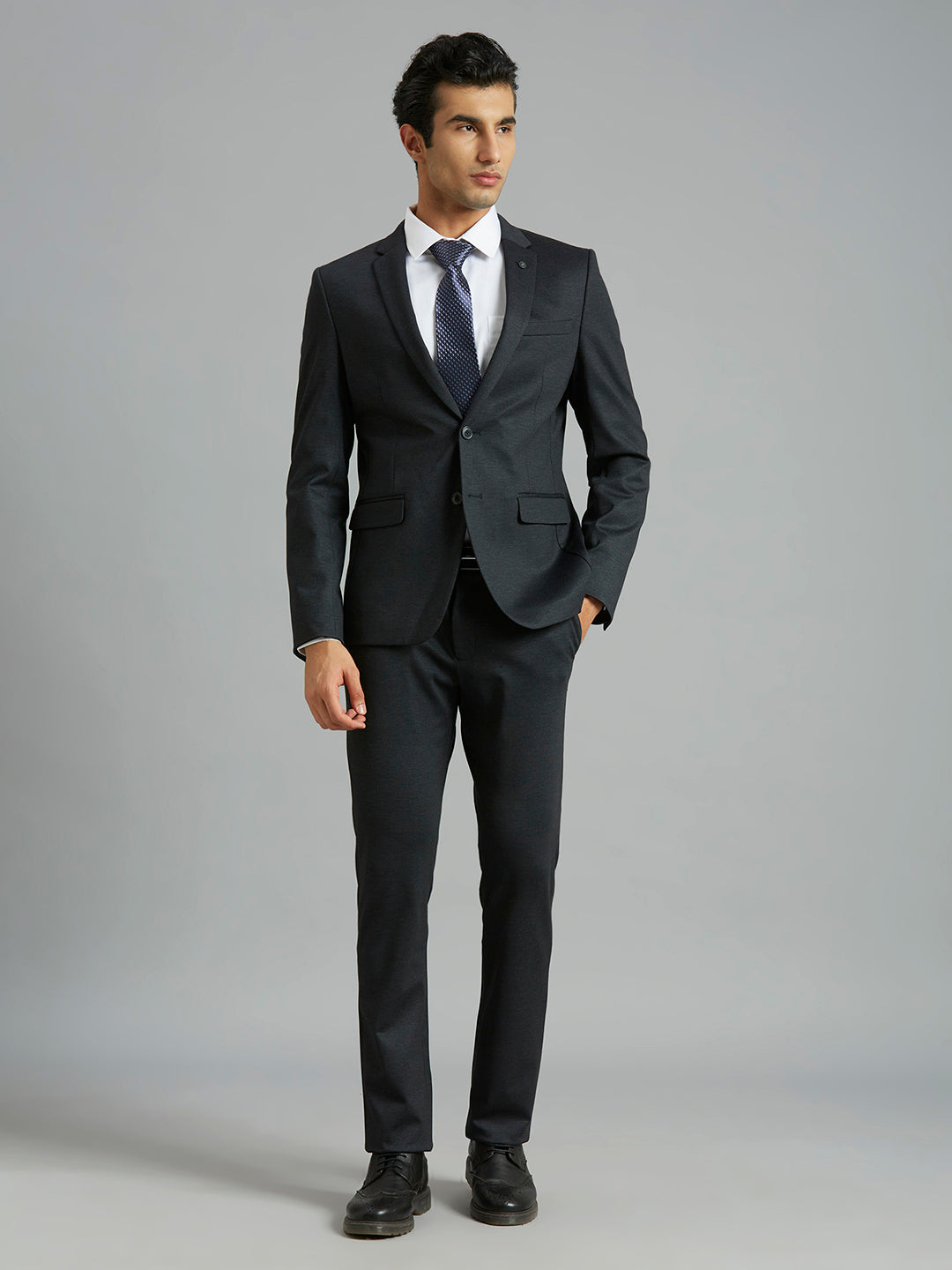 Black Knitted Fabric Poly Viscose Elastane Tailor Fit Formal Full Sleeve Blazer