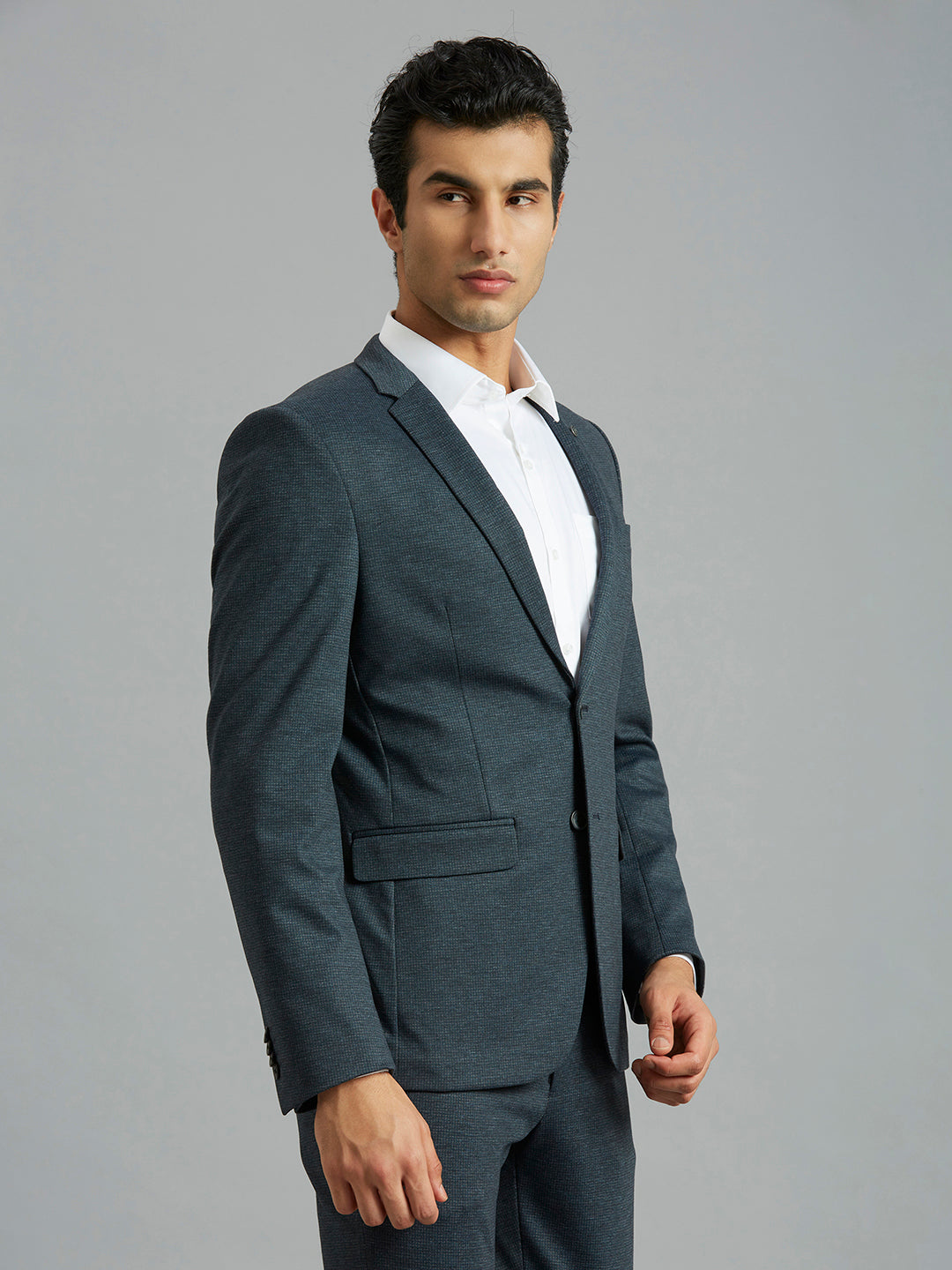 Dark Grey Knitted Fabric Poly Viscose Elastane Tailor Fit Formal Full Sleeve Blazer