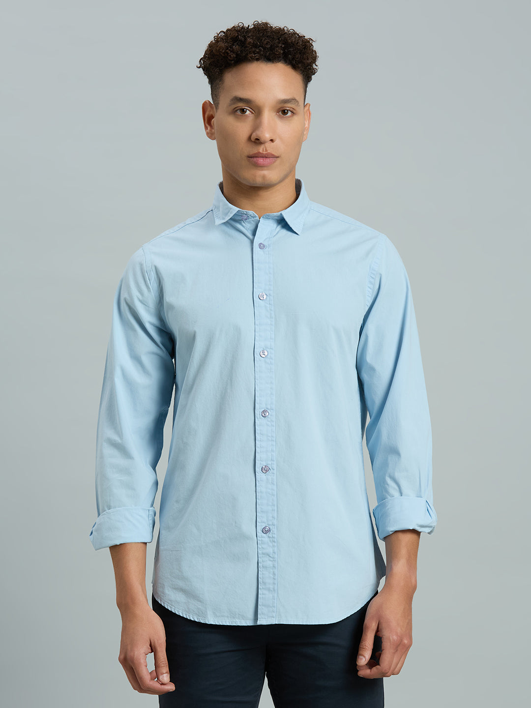 Blue Solid Peached Cotton Slim Fit Casual Full Sleeve Shirt