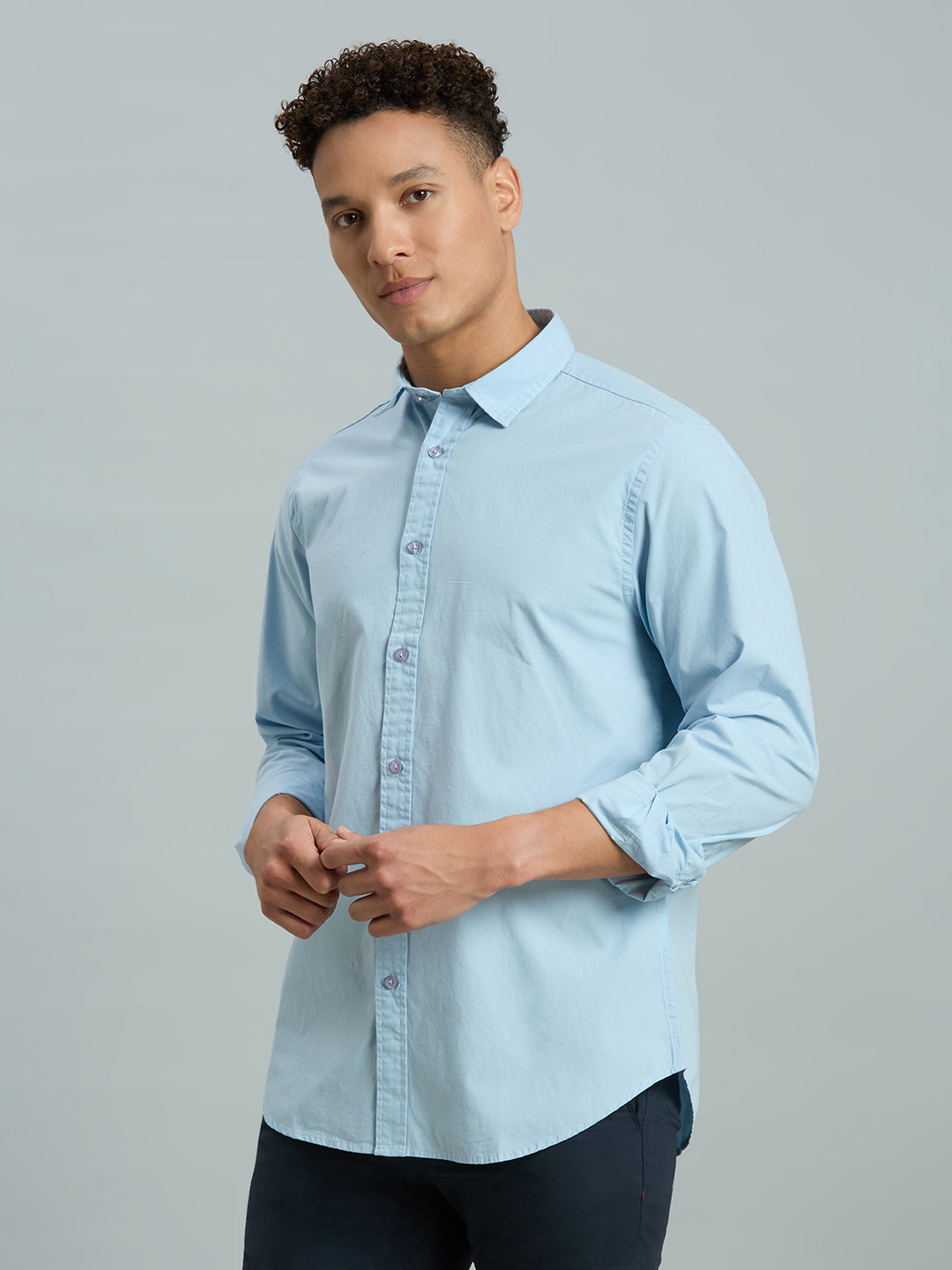 Blue Solid Peached Cotton Slim Fit Casual Full Sleeve Shirt