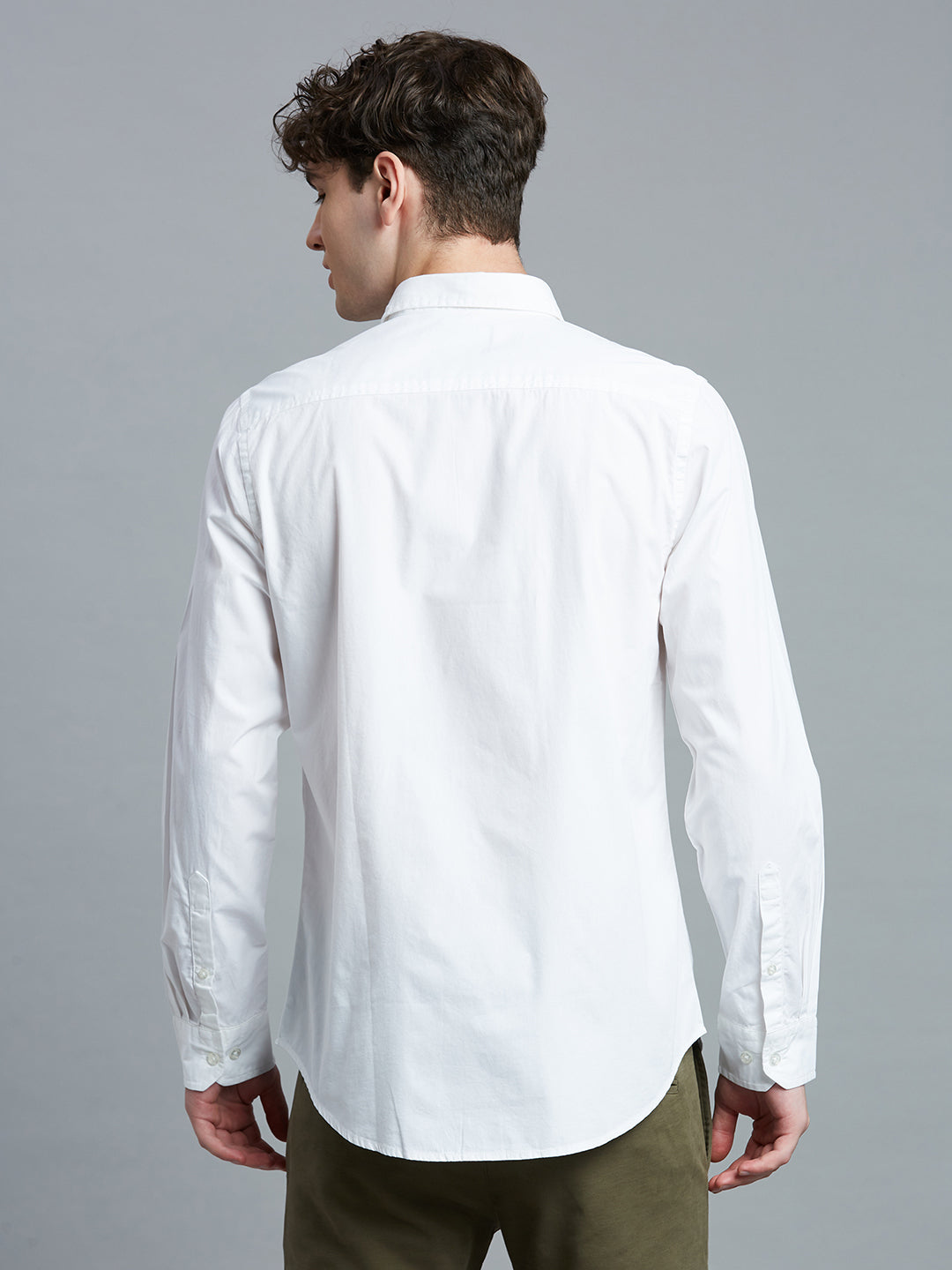 White Solid Peached Cotton Slim Fit Casual Full Sleeve Shirt