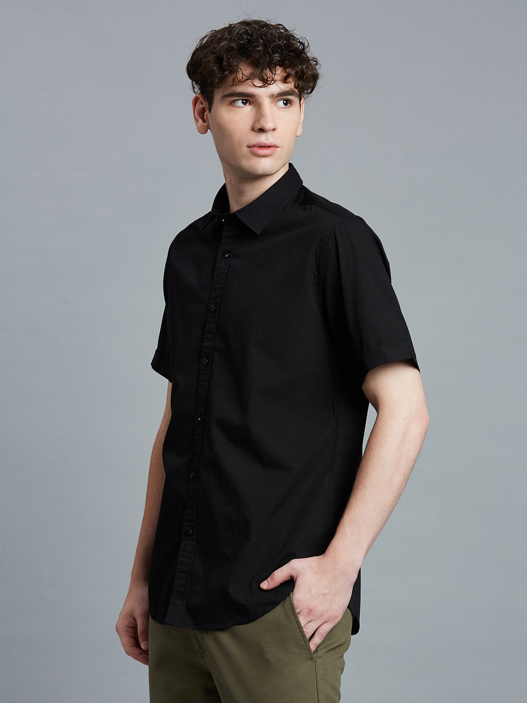 Black Solid Peached Cotton Slim Fit Casual Half Sleeve Shirt