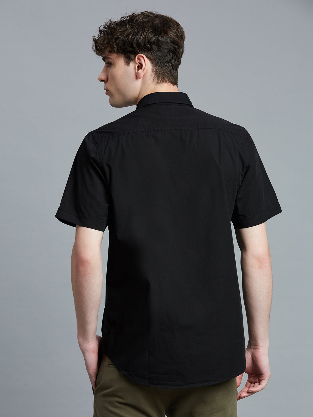 Black Solid Peached Cotton Slim Fit Casual Half Sleeve Shirt