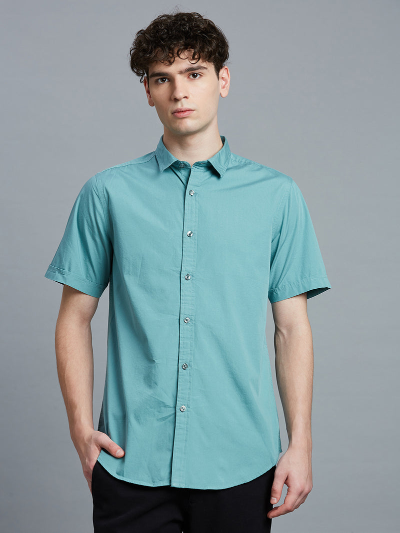 Green Solid Peached Cotton Slim Fit Casual Half Sleeve Shirt