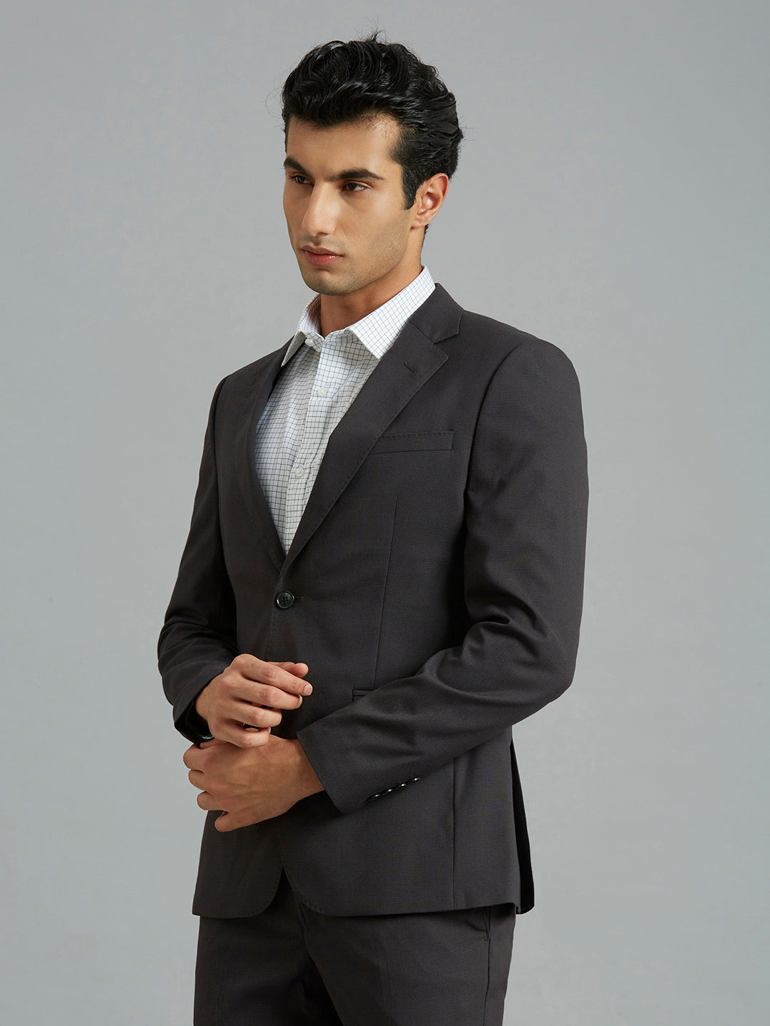 Black 68% Poly 30% Viscose 2% Elastane Tailor Fit Formal Blazers