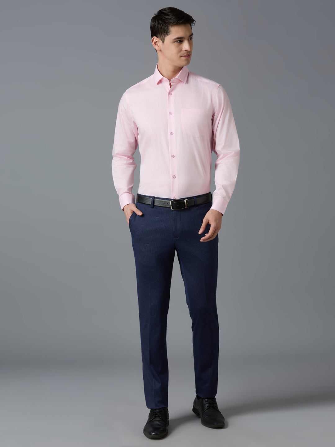 Pink Solid 100% Cotton Regular Fit Formal Essential Full Sleeve Shirt