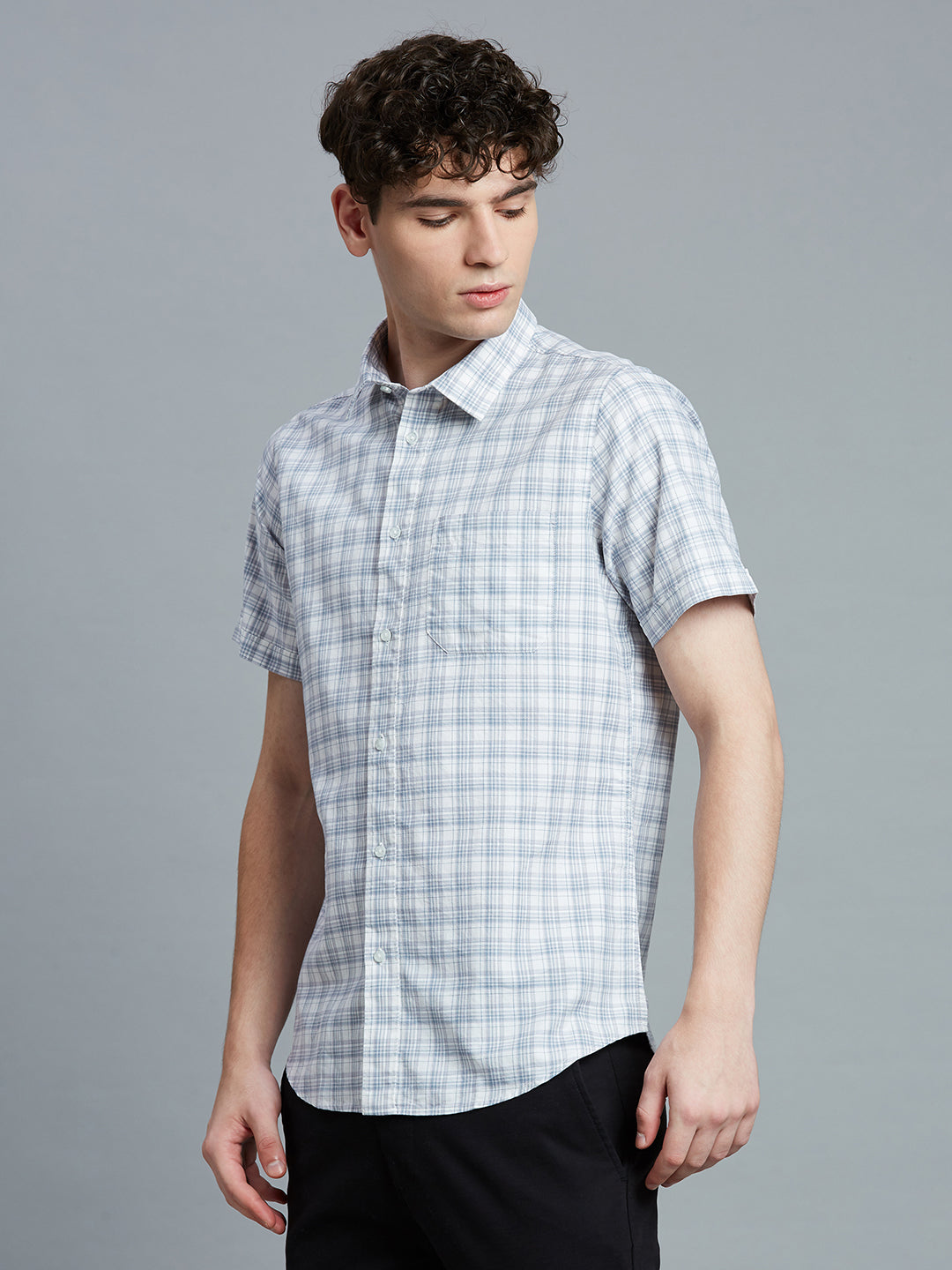 Grey & White Checks 100% Cotton Slim Fit Casual Half Sleeve Shirt