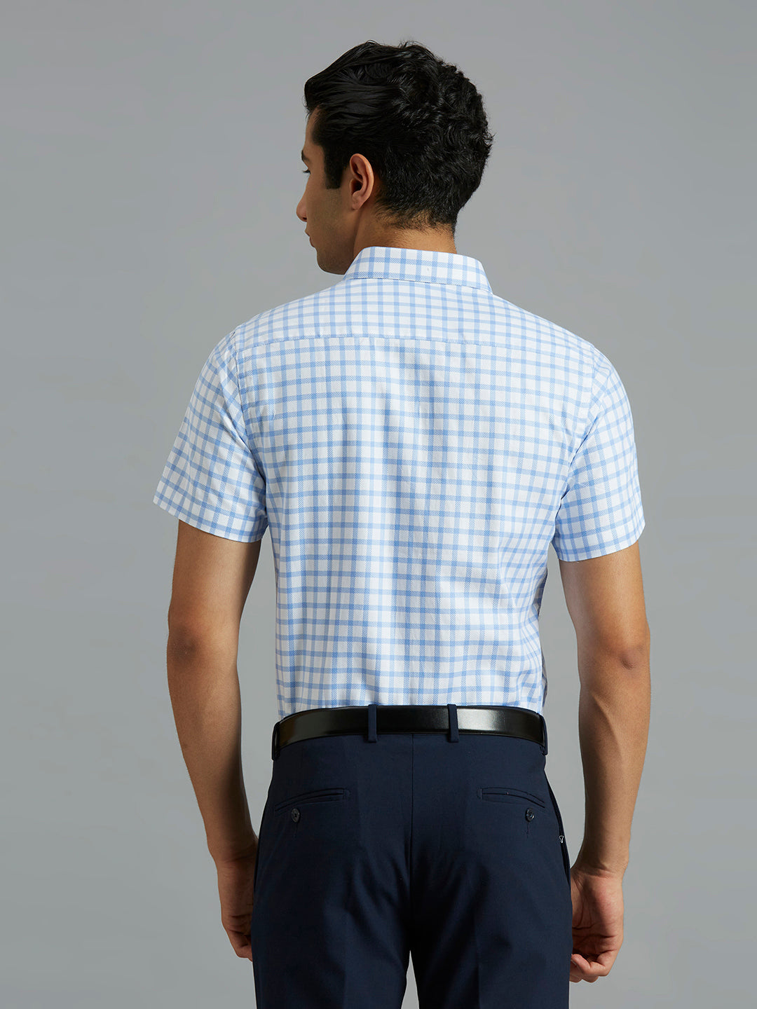 White & Blue Checks 100% Cotton Slim Fit Formal Half Sleeve Shirt