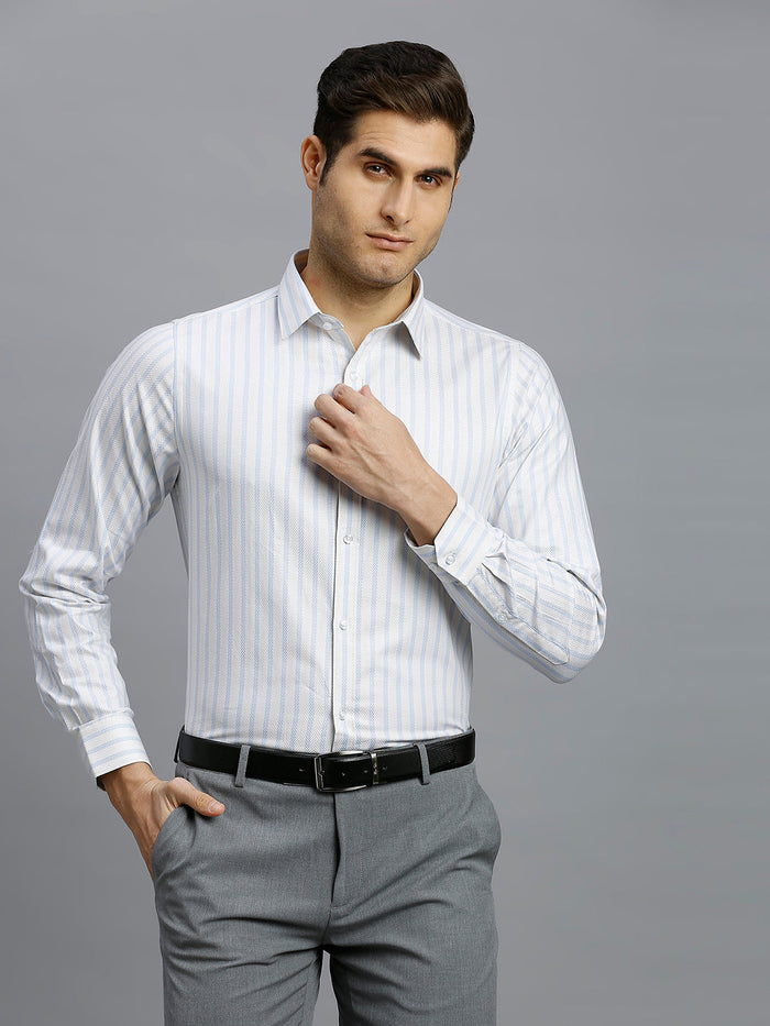 Men's Pure Cotton Dobby Checks Slim Fit Full Sleeve Formal Shirt - Off White & Blue