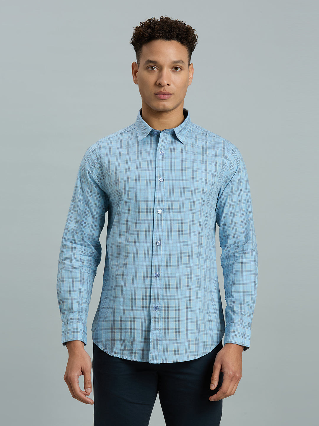 Light Blue & Black Checks 100% Cotton Slim Fit Casual Full Sleeve Shirt