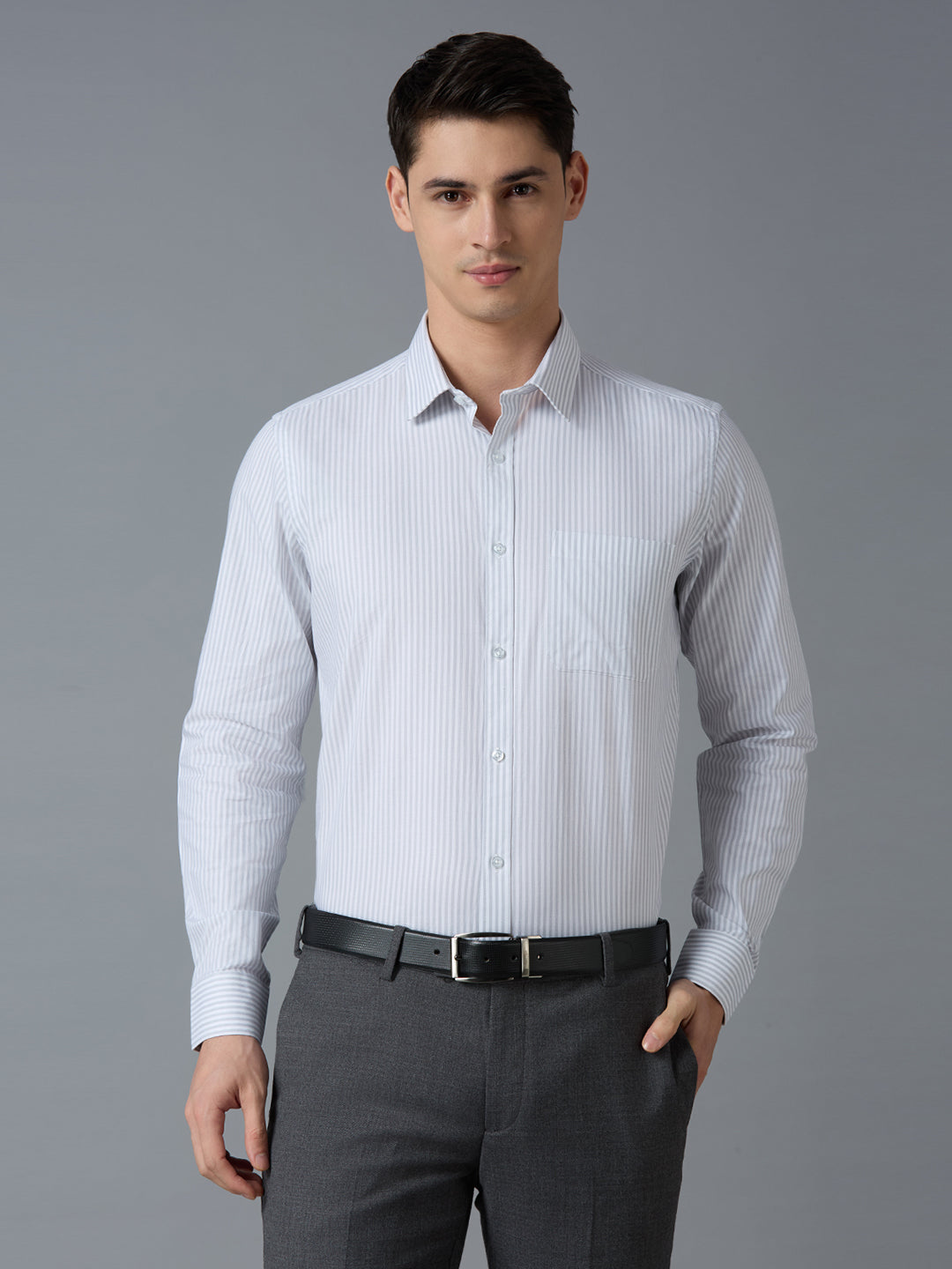 White Black 100% Cotton Striped Slim fit Formal Full Sleeve Shirts