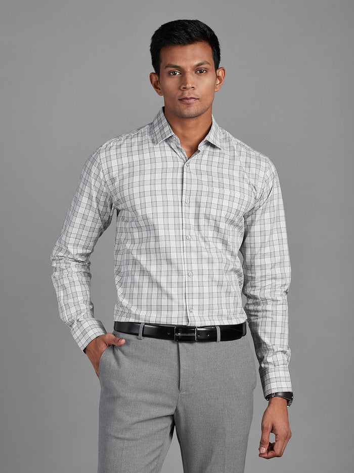 Men's Pure Cotton Checks Regular Fit Full Sleeve Casual Shirt - Black