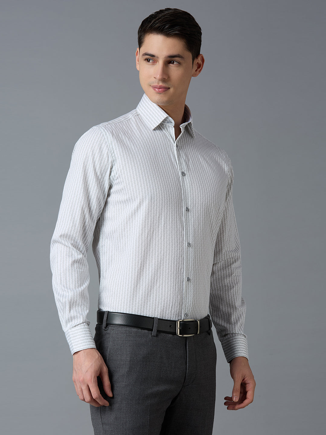 White 100% cotton printed Regular fit formal full sleeve shirt