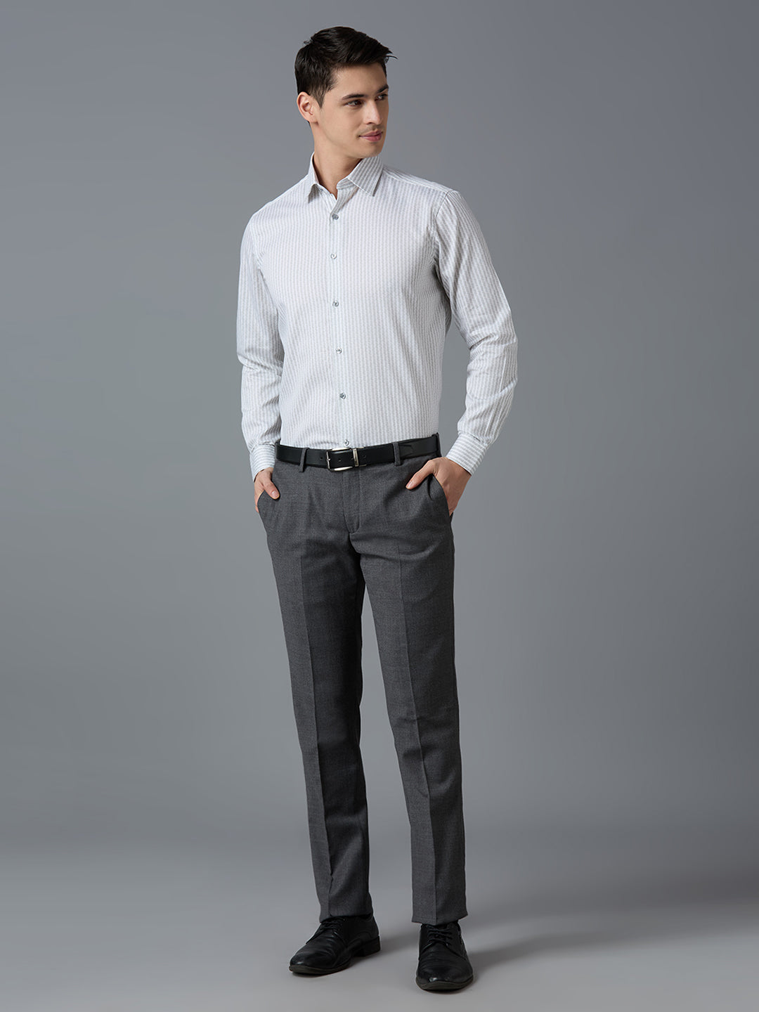 White 100% cotton printed Regular fit formal full sleeve shirt