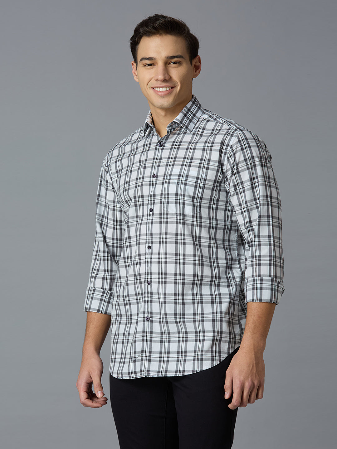 Black-White 100% Cotton Checks Regular Fit Smart Casual Full Sleeves Shirts