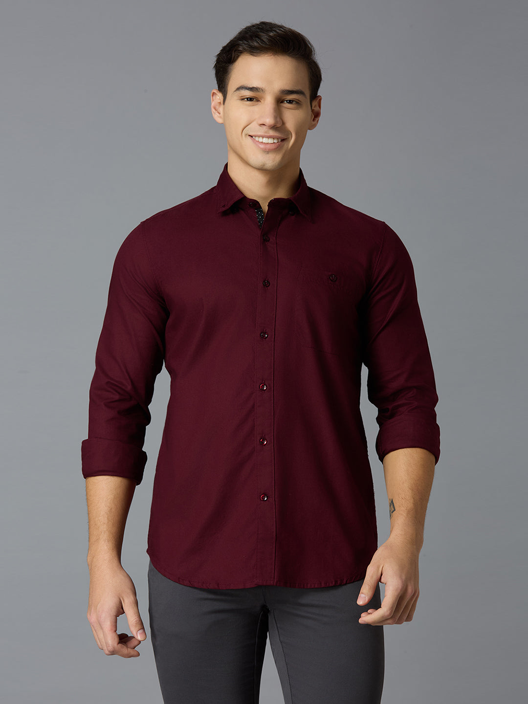 Burgundy 100% Cotton Solid Slim Fit Smart Casual Full Sleeves Shirts