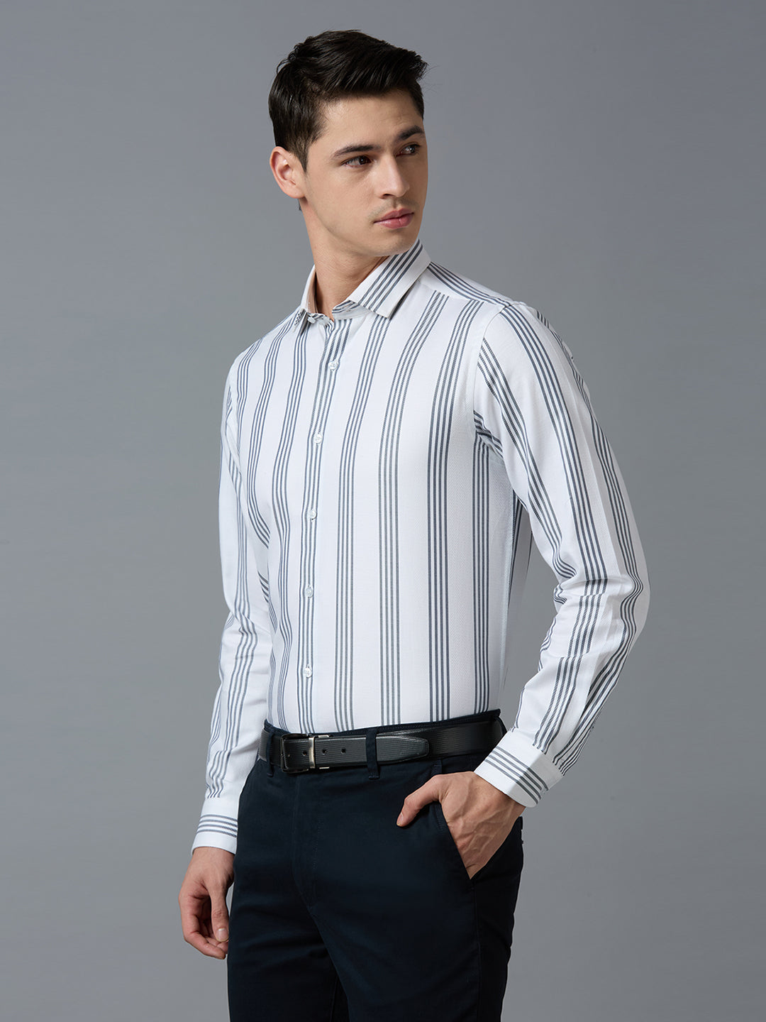 White Blk 100% Cotton Striped Slim fit Formal Full Sleeve Shirts