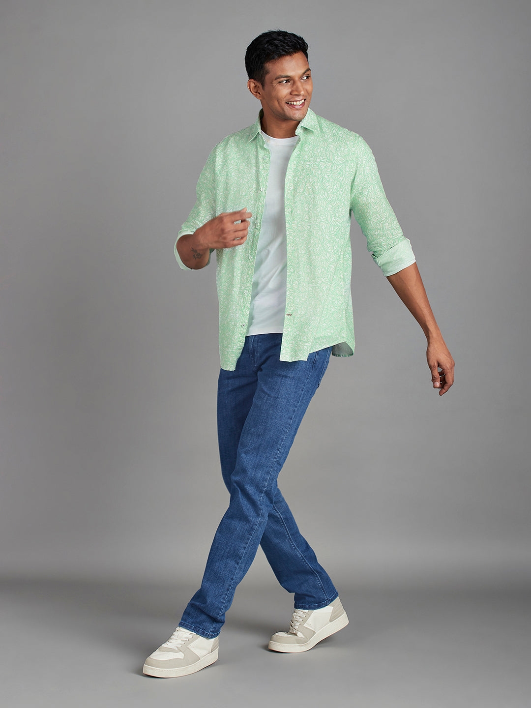 Green Menswear Topwear Shirts